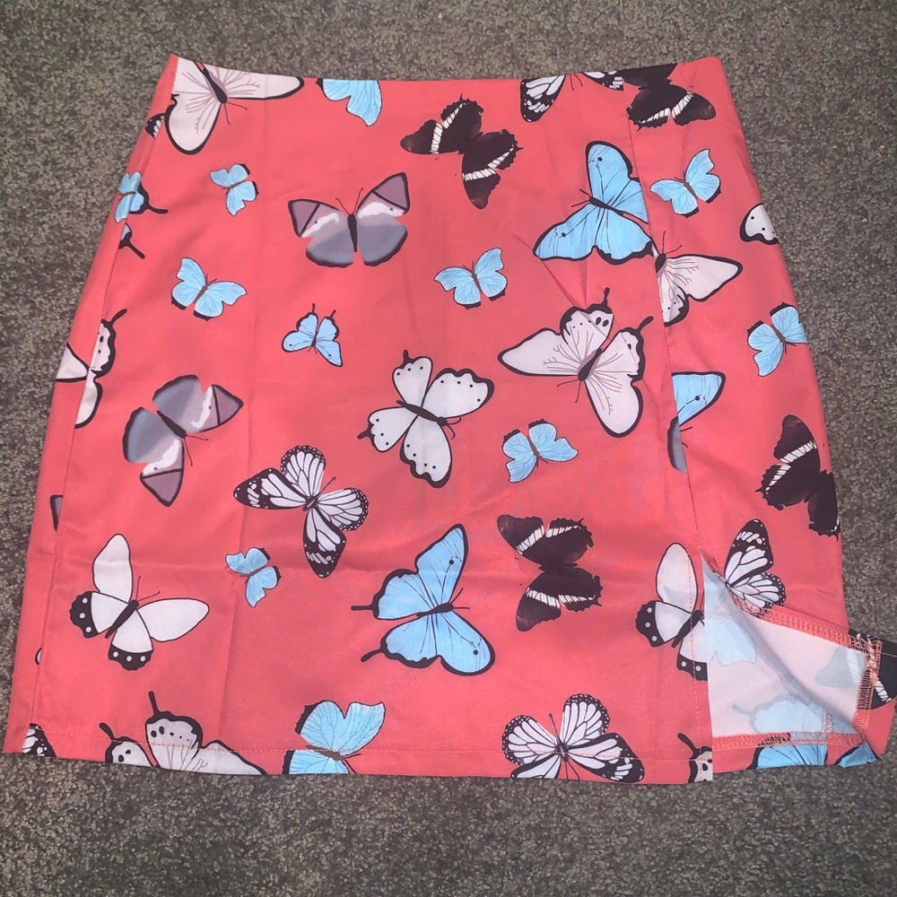mini skirt